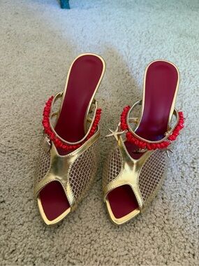 Gold and Red Women's Slide Heels with Coral Trim